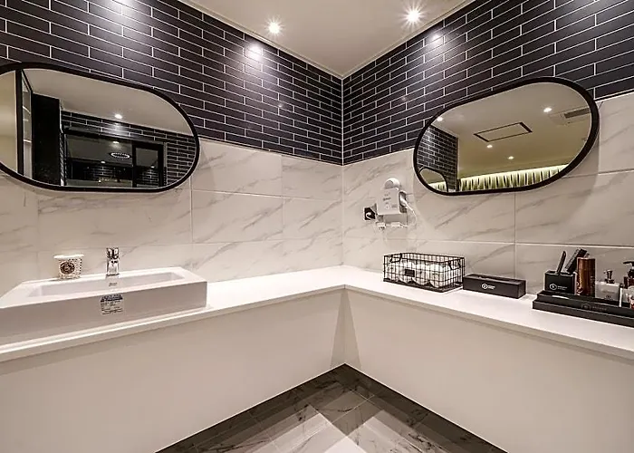 Songjeong Brooks Hotel Busan